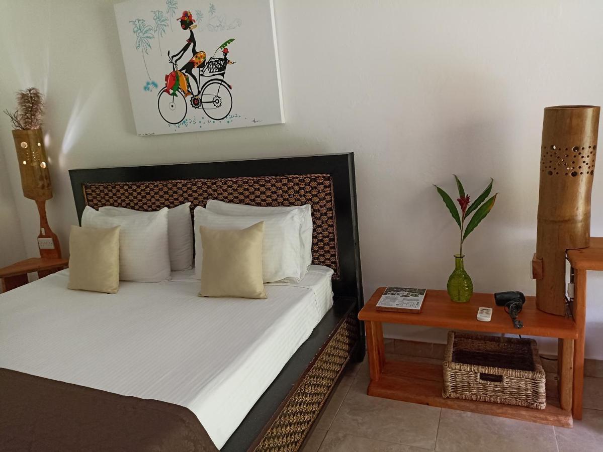 L'Oasi Guest House Baie Lazare  Dış mekan fotoğraf